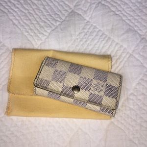 Louis Vuitton 4 Key Holder